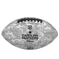 Hommage des Carolina Panthers 2024 au service Wilson Pro Football