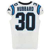 Maillot blanc Nike n° 30 porté par Chuba Hubbard (Carolina Panthers) lors du match contre les New England Patriots le 28 septembre 2025