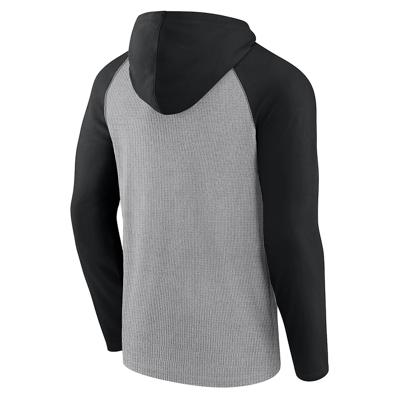 T-shirt à capuche manches longues Fanatics pour hommes gris/noir Carolina Panthers Under Center