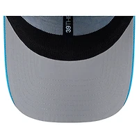 Casquette extensible 39THIRTY bleue New Era pour homme avec logo superposé des Carolina Panthers