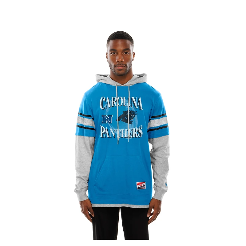T-shirt à capuche manches longues et superpositions New Era bleu Carolina Panthers pour homme
