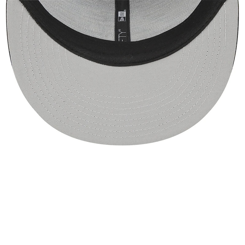 Casquette snapback 9FIFTY Main Trucker de New Era pour homme avec motif camouflage des Carolina Panthers