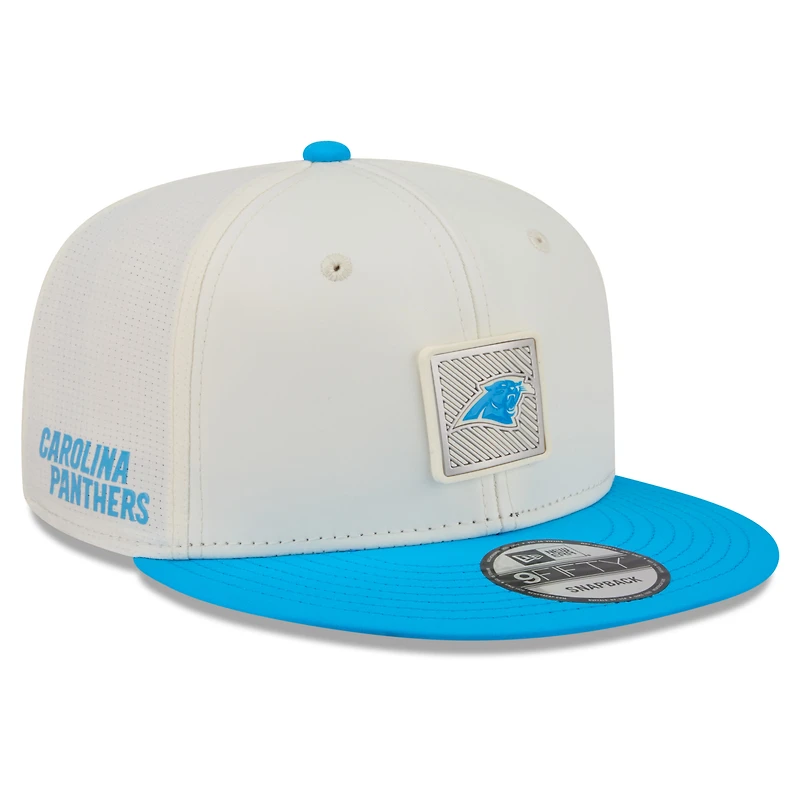 Casquette snapback New Era crème/bleue Carolina Panthers, camp d'entraînement NFL 2026, modèle 9FIFTY pour homme