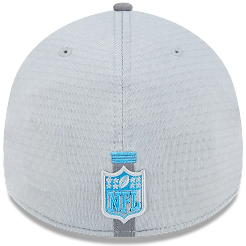 Casquette flexible 39THIRTY du camp d'entraînement NFL 2024 des Carolina Panthers New Era pour hommes, grise