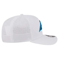 Casquette ajustable New Era blanche Carolina Panthers pour homme, modèle 9SEVENTY, avec plaque nominative.