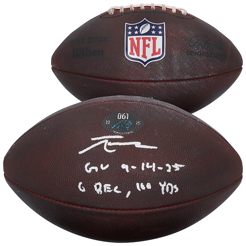 Ballon de football américain utilisé lors du match contre les Cardinals de l'Arizona le 14 septembre 2025, autographié par Tetairoa McMillan (Carolina Panthers), avec plusieurs inscriptions