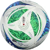 Ballon de soccer utilisé lors d'un match du CF Montréal durant la saison 2025 de la MLS