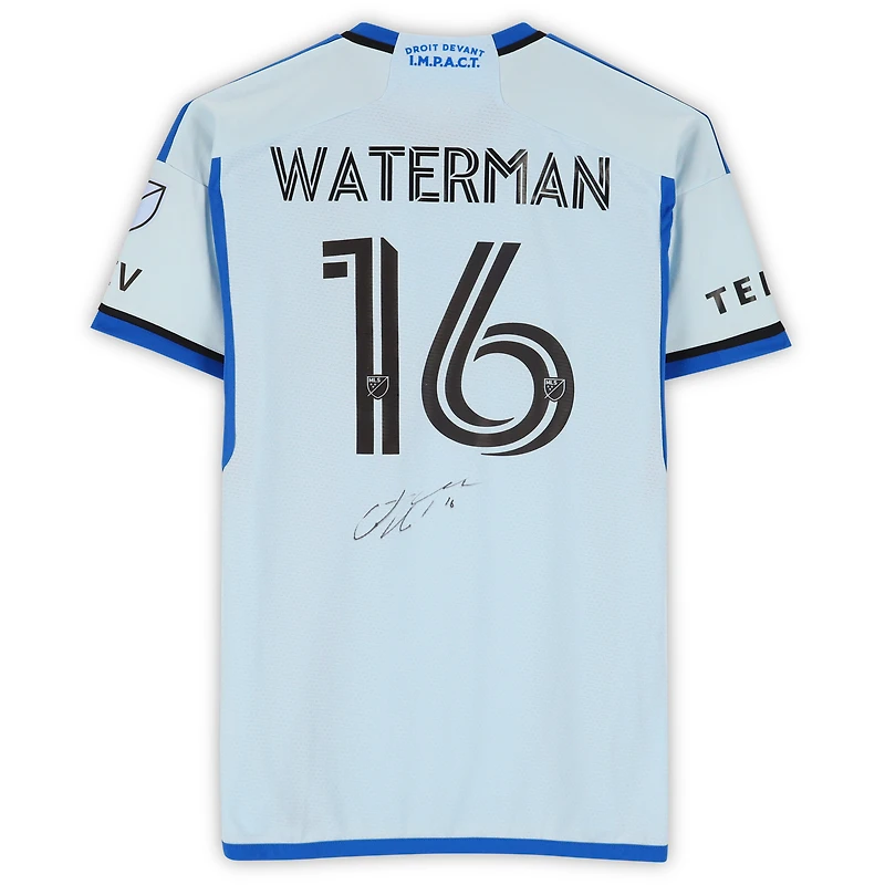 Maillot adidas bleu clair dédicacé par Joel Waterman du CF Montréal, numéro 16, utilisé lors de la saison 2024 de la MLS - Taille M