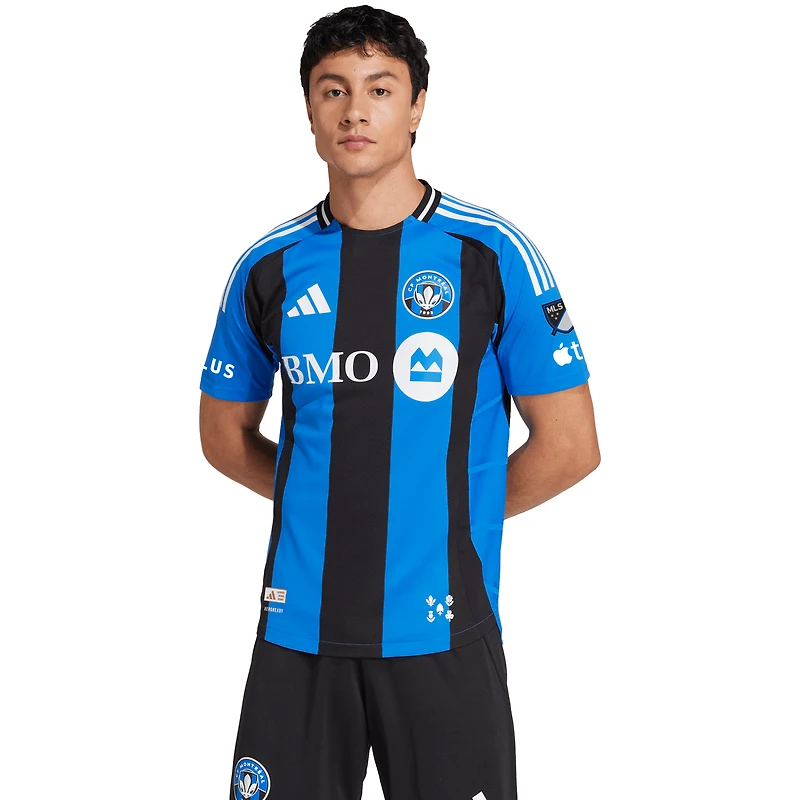 Maillot authentique adidas CF Montréal 2025 pour homme, bleu, avec patch original.