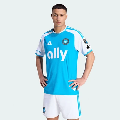 Maillot authentique adidas bleu Charlotte FC 2026 Carolina pour homme : Crowns Up On-Field