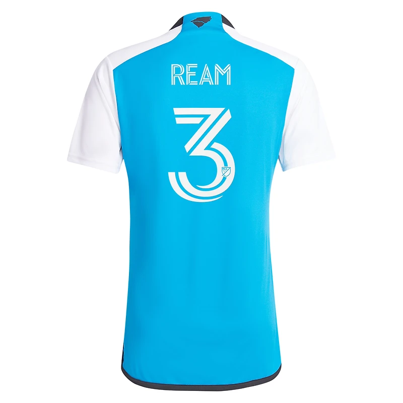 maillot de joueur réplique adidas Tim Ream Blue Charlotte FC 2024 The Carolina Kit pour homme : découvrez le