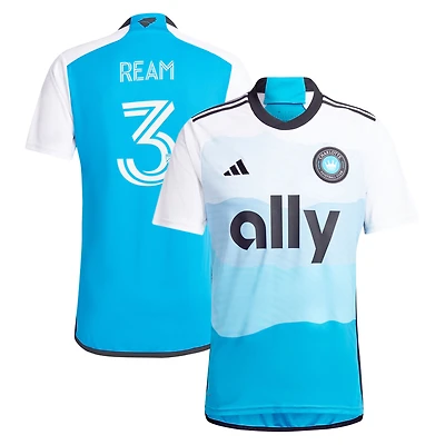 maillot de joueur réplique adidas Tim Ream Blue Charlotte FC 2024 The Carolina Kit pour homme : découvrez le