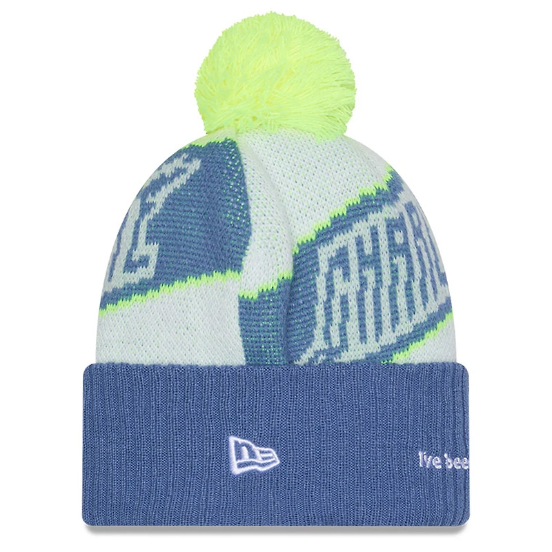 Bonnet tricoté à revers et pompon New Era Charlotte FC 2025 blanc pour homme