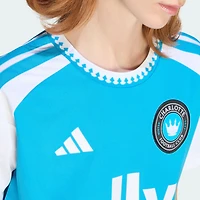Maillot réplique adidas bleu Charlotte FC 2026 Carolina pour femme : Crowns Up