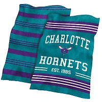 Couverture en peluche à blocs de couleurs Charlotte Hornets 60'' x 70''