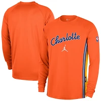 T-shirt de tir à manches longues Jordan Brand Orange Charlotte Hornets 2025/26 City Edition Authentic Pregame Dri-FIT pour homme