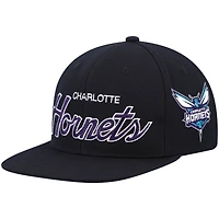 Casquette Snapback Charlotte Hornets Hardwood Classics Script 2.0 noire Mitchell & Ness pour hommes