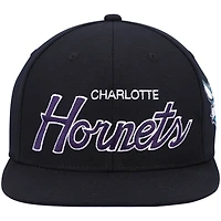 Casquette Snapback Charlotte Hornets Hardwood Classics Script 2.0 noire Mitchell & Ness pour hommes