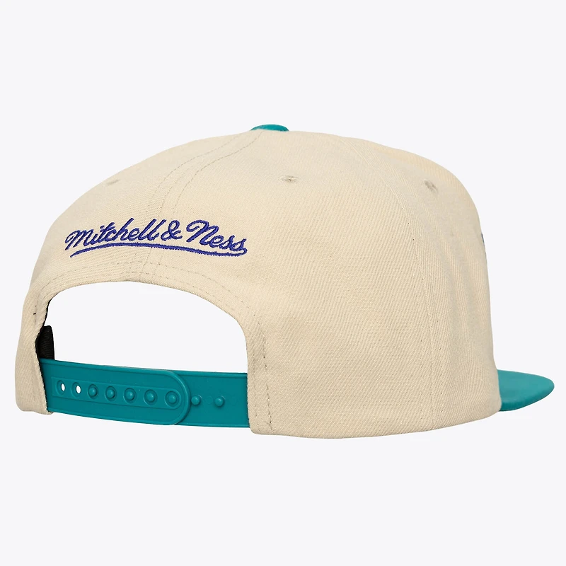 Men's Mitchell & Ness Cream/Teal Charlotte Hornets Hardwood Classics Across the Board Snapback Hat