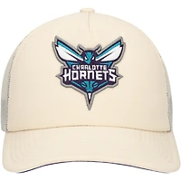 Casquette réglable crème Charlotte Hornets Trucker Mitchell & Ness pour hommes