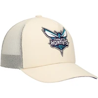 Casquette réglable crème Charlotte Hornets Trucker Mitchell & Ness pour hommes