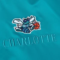 Veste à boutons-pression en satin léger Hardwood Classics Team OG 3.0 de Mitchell & Ness pour homme, bleu sarcelle Charlotte Hornets