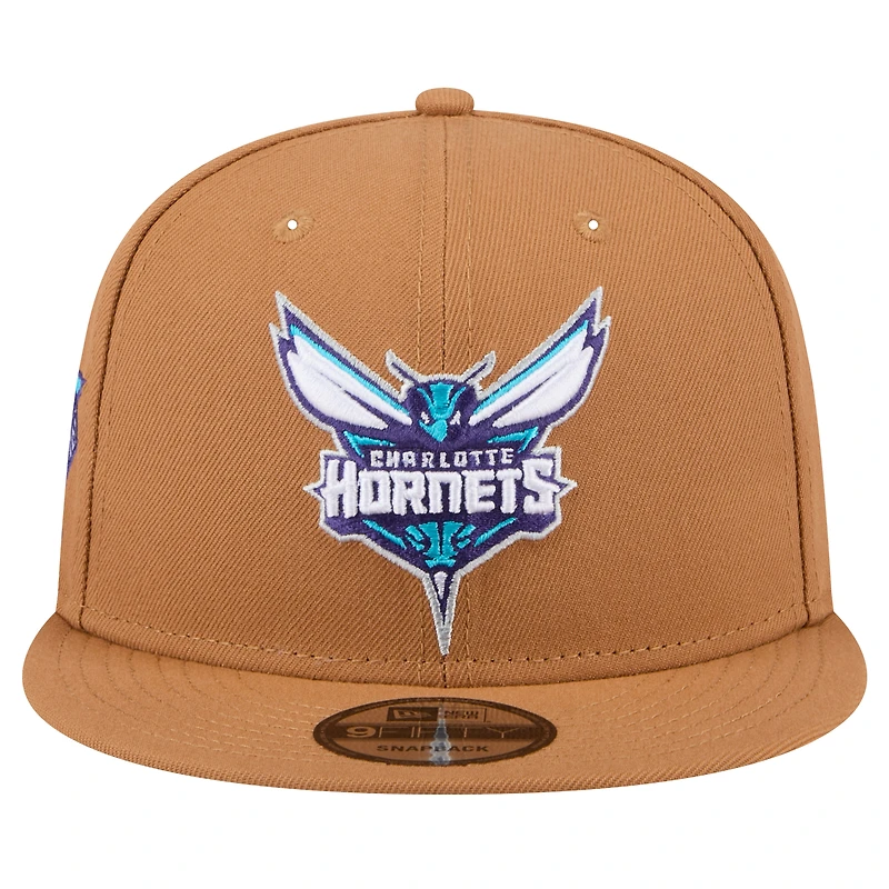 Casquette Snapback 9FIFTY Charlotte Hornets de New Era pour homme, couleur tan