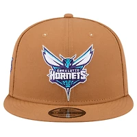 Casquette Snapback 9FIFTY Charlotte Hornets de New Era pour homme, couleur tan