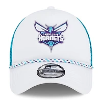 Men's New Era White/Teal Charlotte Hornets Court Sport Foam A-Frame 9FORTY Adjustable Trucker Hat