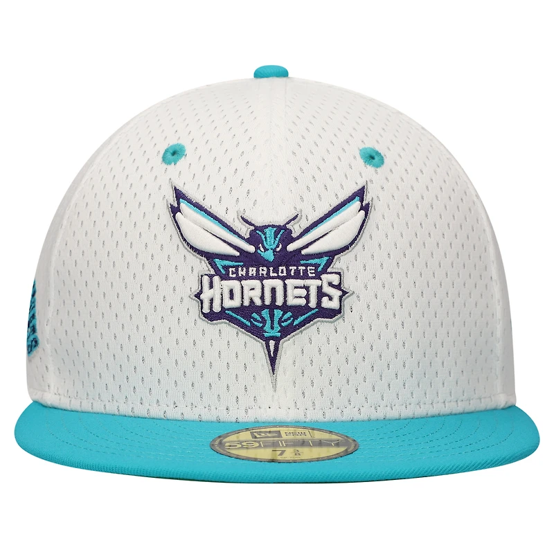 Casquette ajustée 59FIFTY Charlotte Hornets Throwback 2Tone New Era pour hommes, blanc/bleu sarcelle