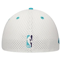 Casquette ajustée 59FIFTY Charlotte Hornets Throwback 2Tone New Era pour hommes, blanc/bleu sarcelle