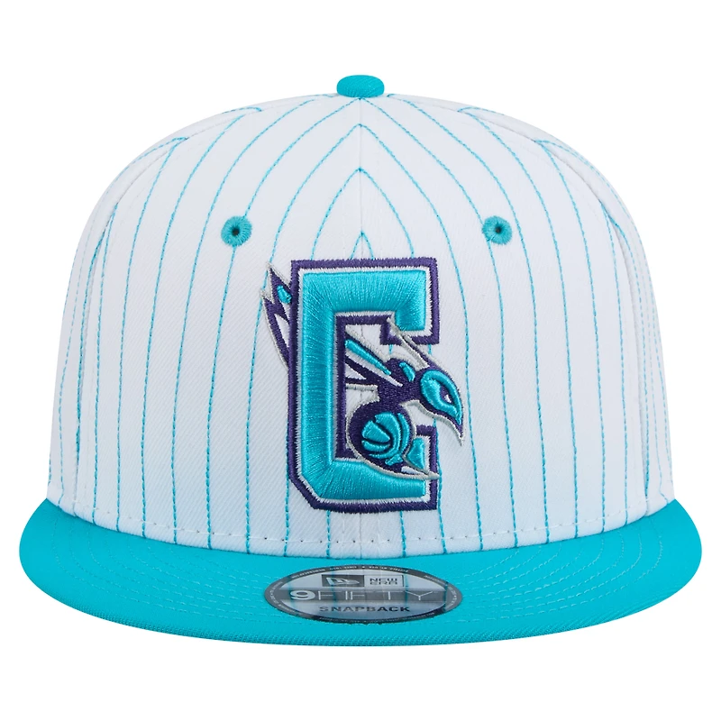 Casquette snapback 9FIFTY blanche à rayures fines Deceptor des Charlotte Hornets de New Era pour homme