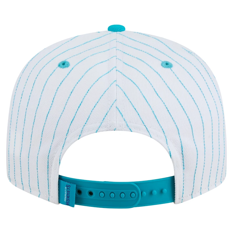 Casquette snapback 9FIFTY blanche à rayures fines Deceptor des Charlotte Hornets de New Era pour homme
