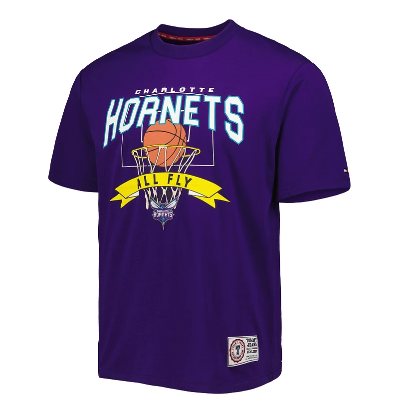 Tommy Jeans pour homme Charlotte Hornets Tim Backboard T-shirt violet