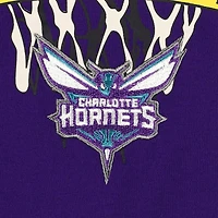 Tommy Jeans pour homme Charlotte Hornets Tim Backboard T-shirt violet