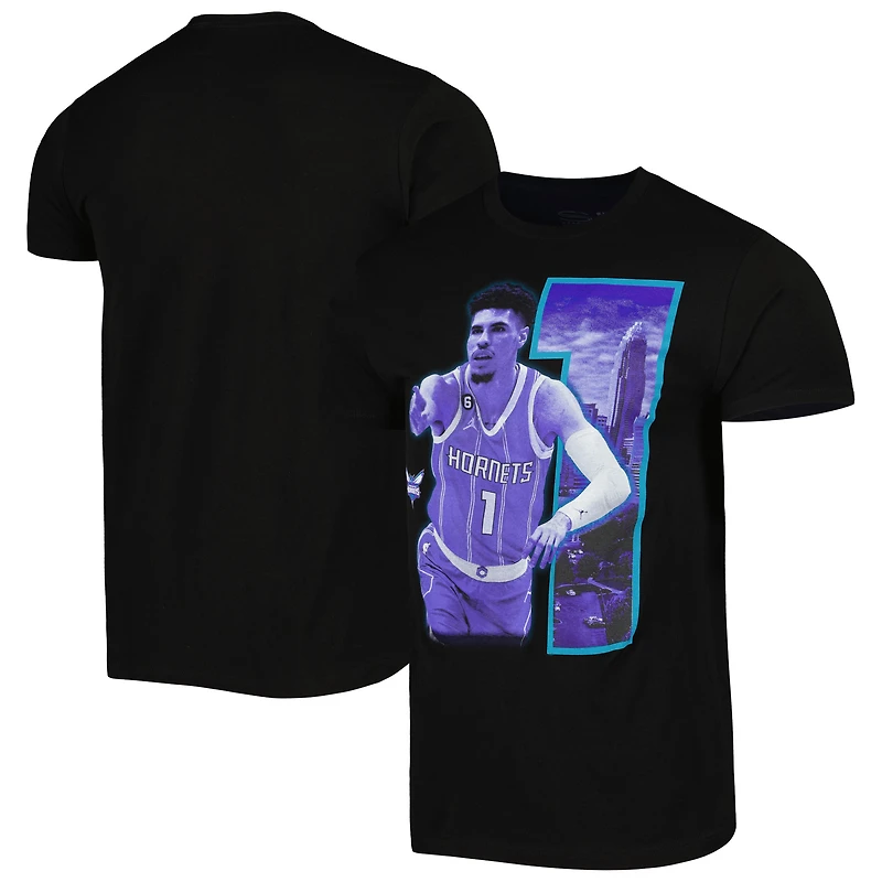 T-shirt unisexe Stadium Essentials LaMelo Ball noir Charlotte Hornets Player Skyline