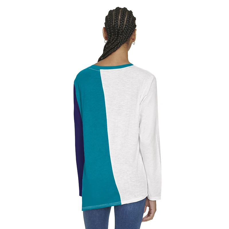 T-shirt à manches longues blocs de couleurs Amelia Charlotte Hornets Tommy Jeans blanc/bleu sarcelle pour femme