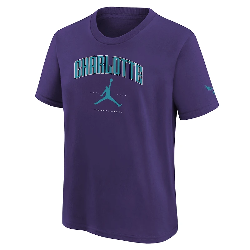 T-shirt Essential Cities violet de la marque Jordan pour jeunes des Charlotte Hornets