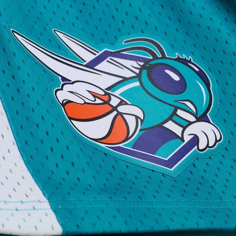 Short Swingman Mitchell & Ness bleu sarcelle Charlotte Sting 2001 Court Origins pour homme