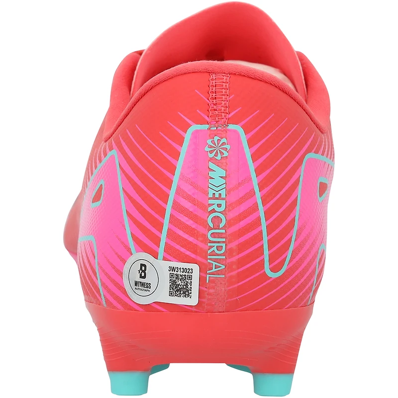 Crampons Nike Mercurial rouges et roses autographiés par Cole Palmer (Chelsea)