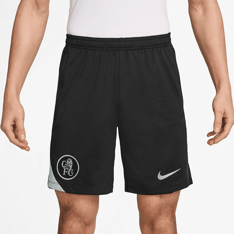 Men's Nike  Black Chelsea 2025/26 Strike Third Performance Shorts
