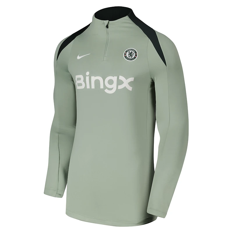 Men's Nike  Green Chelsea 2025/26 Strike Drill Raglan Quarter-Zip Long Sleeve Top