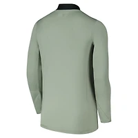 Men's Nike  Green Chelsea 2025/26 Strike Drill Raglan Quarter-Zip Long Sleeve Top