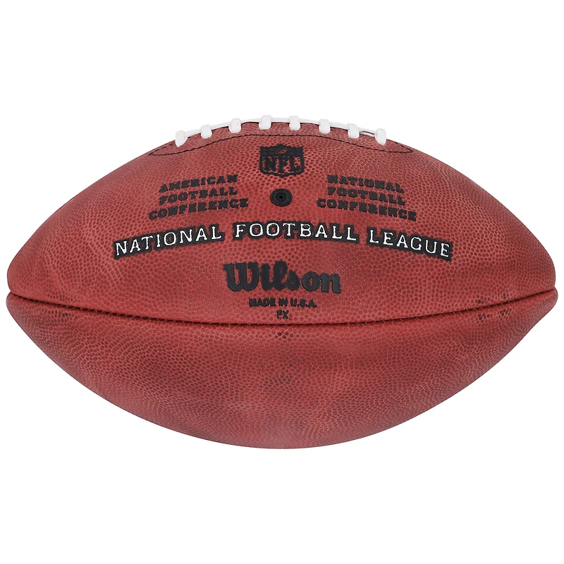 Ballon de football Duke en couleur autographié par Brian Urlacher des Chicago Bears avec l'inscription « HOF 18 »