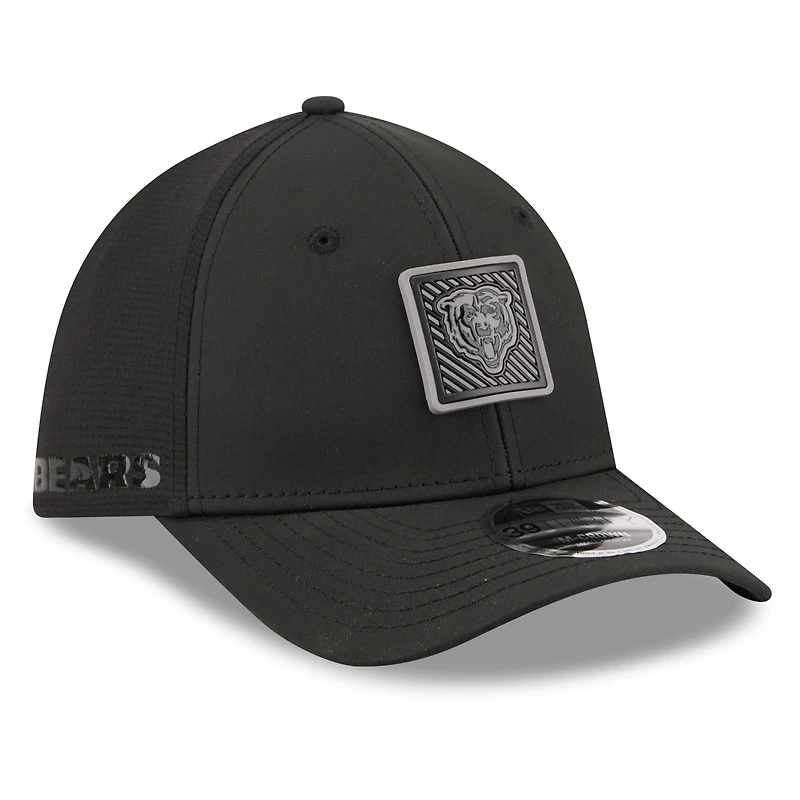 Casquette New Era noire Chicago Bears 2026 NFL Training Camp 39THIRTY Flex pour homme