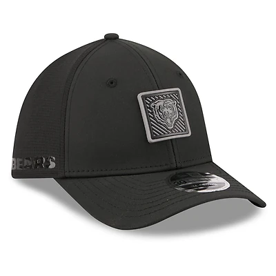 Men's New Era Black Chicago Bears 2026 NFL Training Camp 39THIRTY Flex Hat