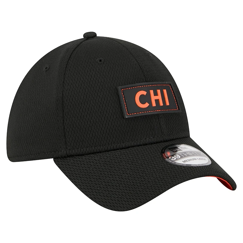 Men's New Era  Black Chicago Bears Scoreboard 39THIRTY Flex Hat