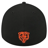 Men's New Era  Black Chicago Bears Scoreboard 39THIRTY Flex Hat