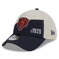Men's New Era Cream/Navy Chicago Bears 2023 Sideline Historic 39THIRTY Flex Hat