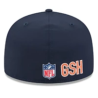 Casquette ajustée New Era 59FIFTY bleu marine Chicago Bears 2025 Sideline pour homme